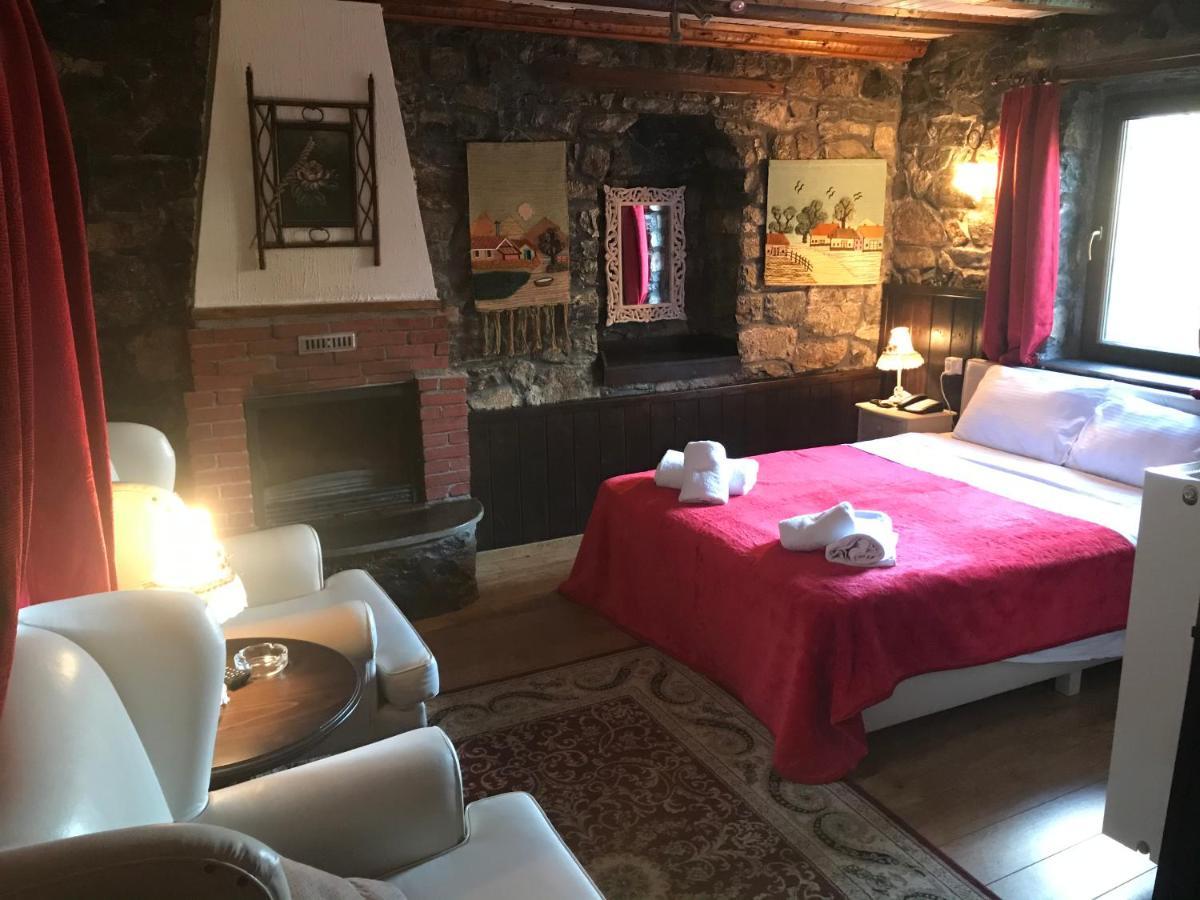 Chalet Asteras Tou Vorra 帕雷斯阿吉萨那 外观 照片