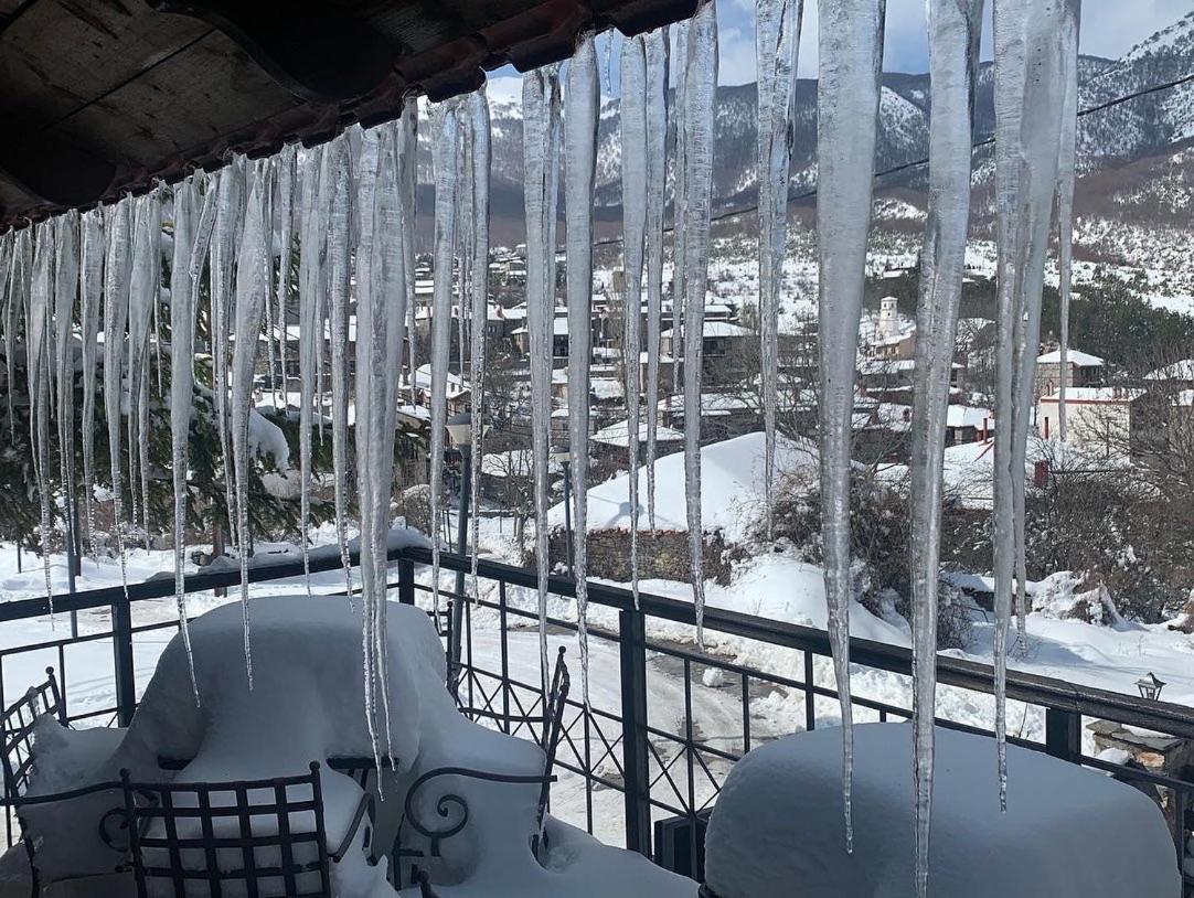 Chalet Asteras Tou Vorra 帕雷斯阿吉萨那 外观 照片