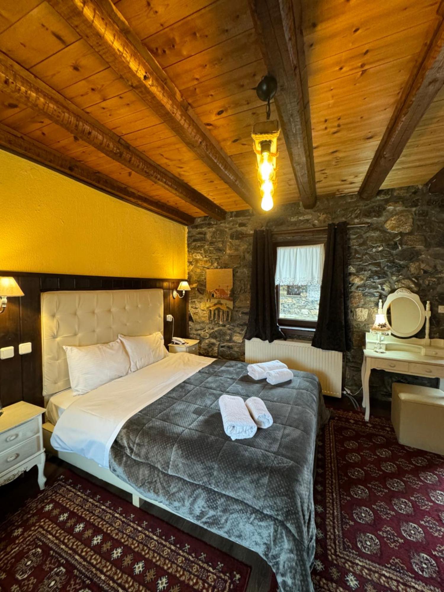 Chalet Asteras Tou Vorra 帕雷斯阿吉萨那 外观 照片