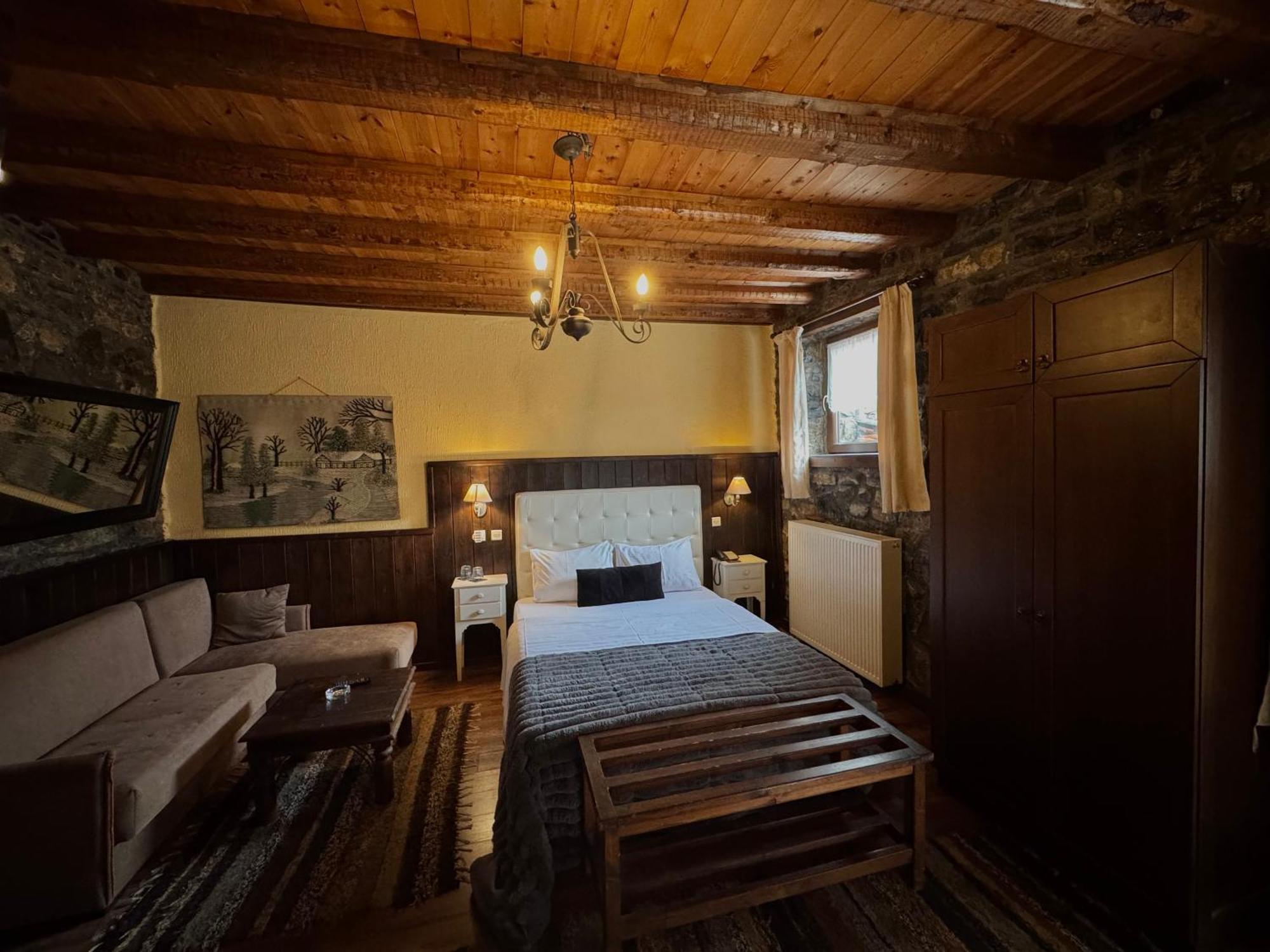 Chalet Asteras Tou Vorra 帕雷斯阿吉萨那 外观 照片