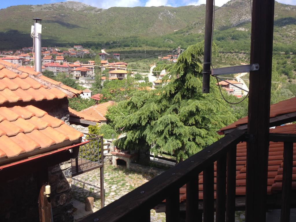 Chalet Asteras Tou Vorra 帕雷斯阿吉萨那 外观 照片
